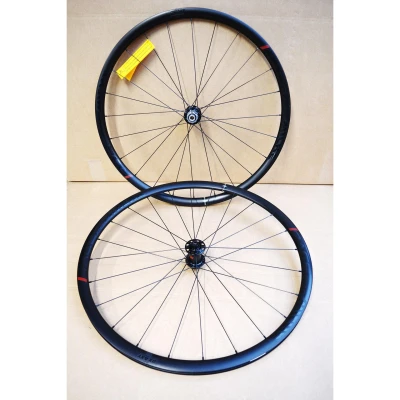 Abbildung von Miche Race PRO DX Laufrad Center Lock TX12 für Scheibenbremsen