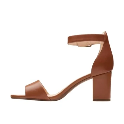 Abbildung von Clarks Damen Deva Mae Pumps, Braun Tan, 40 EU