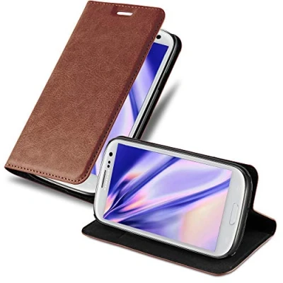 Abbildung von Cadorabo Hülle kompatibel mit Samsung Galaxy S3 / NEO aus Premium Kunst Leder Flip Klappbare Stoßfeste Magnetische [Standfunktion] [Kartenfächern] Cover für Tasche in Braun