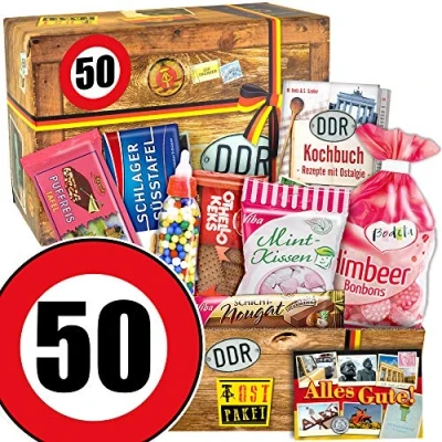 Abbildung von DDR Suessigkeiten Box ++ Ostpaket Geburtstag 50 Geburtstags Geschenke Mama