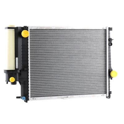 Abbildung von RIDEX 470R0019 Kühler, Motorkühlung Aluminium, Kunststoff für Fahrzeuge mit/ohne Klimaanlage Schalt /optional Automatikgetriebe BMW: 5 Limousine