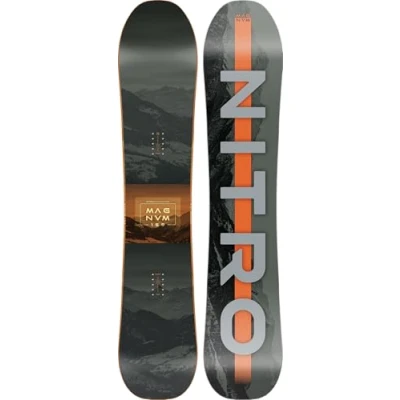 Abbildung von Nitro Snowboards Herren Magnum BRD&#039;25, Allmountainboard, Directional, Cam Out Camber, All Terrain, Freeride, Wide, für große Füße
