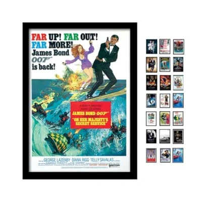Abbildung von James Bond Memorabilia, Mehrfarbig, 30 x 40cm