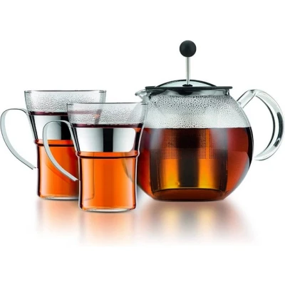 Abbildung von Bodum Kochbesteckhalter Assam Teebereiter mit Edelstahlsieb 1,0L und 2 Gläser