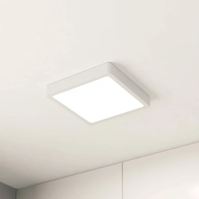 Abbildung von LED Deckenlampe Fueva 5 IP44 3000K weiß 21x21cm