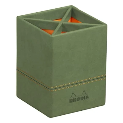 Abbildung von Rhodia 194530C Stifteköcher 8x11 cm, elegant aus Kunstleder, ideal für Stifte, Pinsel &amp; Kugelschreiber, 1 Stück, Salbei