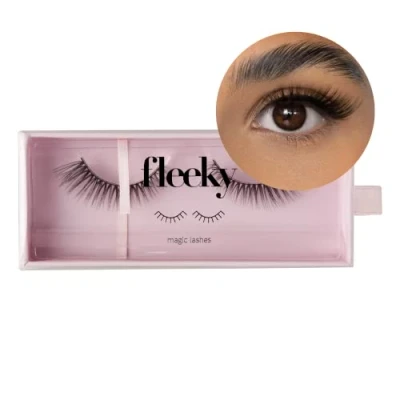 Abbildung von fleeky Magic Lashes Vegane &amp; tierversuchfreie fake für deinen perfekten Augenaufschlag künstliche Wimpern zum Kleben aus Synthetikhaar (Passion)