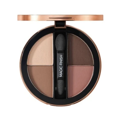 Abbildung von M. Asam MAGIC Finish Lidschatten Palette Satin Eyeshadow No. 1 (4 x 2,25g) 4 in Make up mit Hyaluron, ultrafeinen Farbpigmenten, &amp; intensiver Farbe, Etui Spiegel Applikator