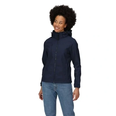 Abbildung von Regatta Professional Damen Women&#039;s Venturer 3 Layer Printable Hooded Softshell Jacket Jacke, Schwarz (klassisches Rot), 40
