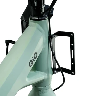 Abbildung von Fahrer Multiadapter für QiO Kompakträder Adapter Vier Zubehörteile, Flaschenhalter, Schloßhalter, aus Edelstahl, Schwarz