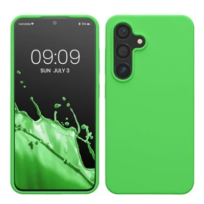 Abbildung von kwmobile Hülle kompatibel mit Samsung Galaxy S24 Silikon Handy Case Handyhülle für weiche Oberfläche kabelloses Laden Limettengrün