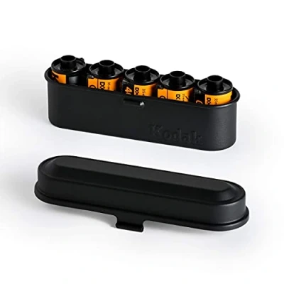 Abbildung von KODAK Film Case Filmkoffer für 5 Rollen à 35 mm Folien kompakter Retro Stahlkoffer zum Sortieren und Schützen von Filmrollen (Schwarzer) (Folie ist Nicht im Lieferumfang enthalten)
