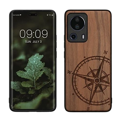 Abbildung von kwmobile Hülle kompatibel mit Xiaomi 13 Lite 5G Holz Case Handy Cover TPU Handyhülle in Dunkelbraun Kompass Vintage