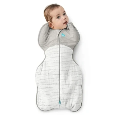 Abbildung von Love To Dream Pucksack, Baby Erstausstattung, ideal für kühle Temperaturen (16 20C), Arme hoch Position, zweiweg Reißverschluss einfaches Windelwechseln, Schlafsack Weiß, Klein (3,56 kg)