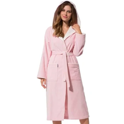 Abbildung von Morgenstern Bademantel für Damen aus Baumwolle mit Kapuze in Rosa Haus Mantel lang Hausmantel Velours Größe M Leonie
