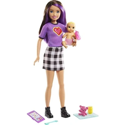 Abbildung von Mattel Skipper Barbie Puppe: Babysitter Club Lila Haare + Biber (GRP10/GRP11)