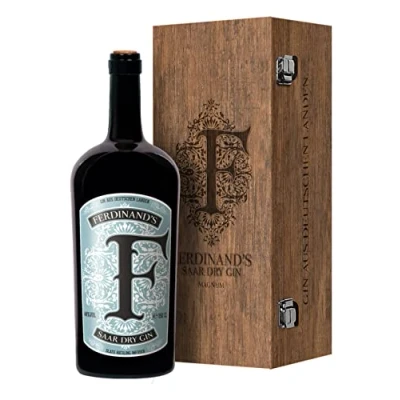 Abbildung von Ferdinand&#039;s Saar Dry Gin Magnumflasche 1500 ml 44% Vol. Mit mehr als 30 handverlesenen Botanicals feinstem Riesling infundiert