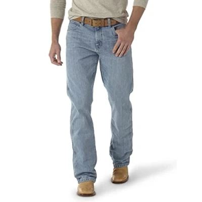 Abbildung von Wrangler Herren Retro Relaxed Fit Boot Cut Jeans, Crest, 38W / 30L