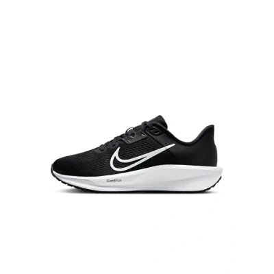 Abbildung von Nike Performance Quest 6 Laufschuh Neutral, Damen, Größe: 38, Black/white/iron grey Schuhe