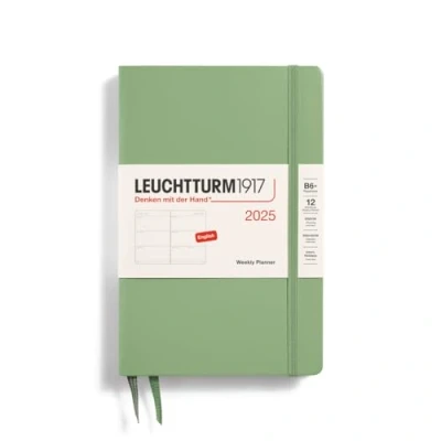 Abbildung von LEUCHTTURM1917 371016 Wochenkalender Paperback (B6+) 2025, Salbei, Englisch