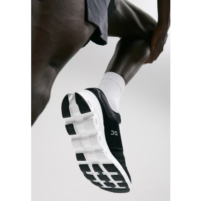 Abbildung von On Cloudstratus 3 Laufschuh Stabilität Black frost, Herren, Größe: 42, frost Schuhe