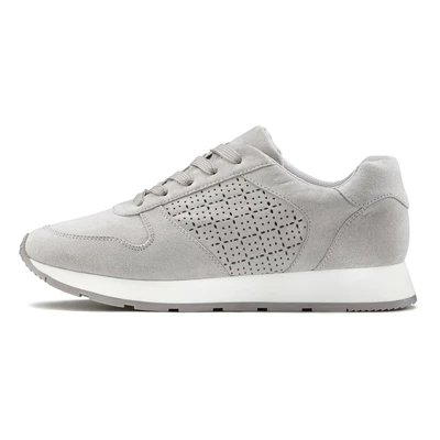 Abbildung von LASCANA Sneaker, mit filigranen Cut Outs, Schnürhalbschuh, Freizeitschuh VEGAN