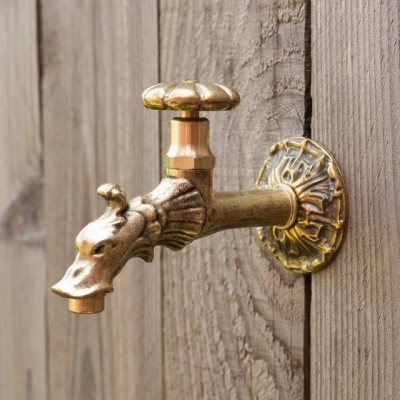 Abbildung von Antikas Wasserhahn für Wandbrunnen 1/2 Zoll Messing nostalgischer Wasserspeier in Antik Optik