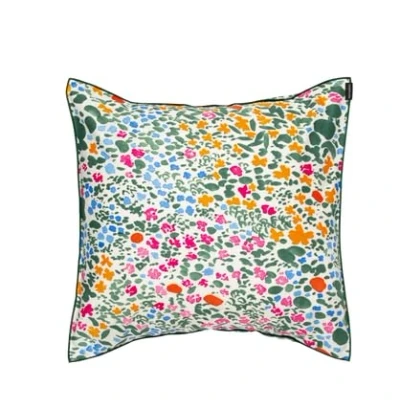 Abbildung von Marimekko Rantaniitty Cushion Cover 50x50 cm, White, Multicolor