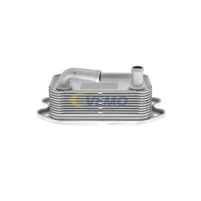 Abbildung von VEMO V95 60 0006 Ölkühler ohne Dichtung Original Qualität VOLVO: V50, S80 II, XC60 I, FORD: S Max Mk1, Focus 2 Schrägheck, MONDEO 4