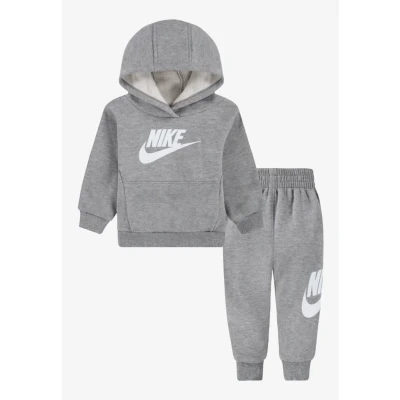 Abbildung von Nike Sportswear CLUB Unisex SET Stoffhose Dark grey für Kinder, Größe: 92/98,