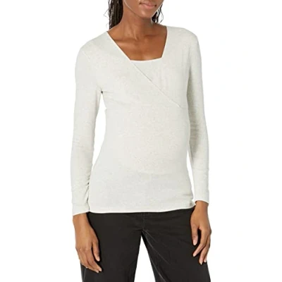 Abbildung von Amazon Essentials Damen Mutterschafts Stilltop mit V Ausschnitt, Beige, XL