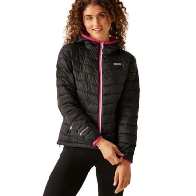 Abbildung von Regatta Damen Women&#039;s Hooded Jacket Hillpack II Packaway Wattierter Mantel mit Kapuze, Black(PPotn), 46
