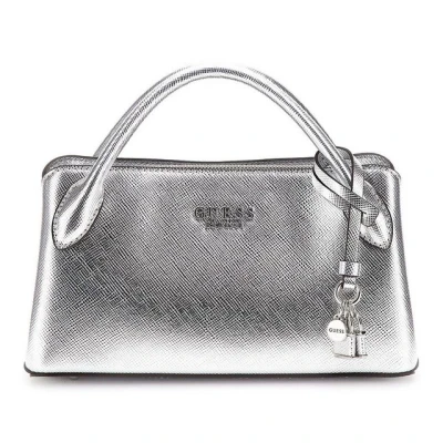 Abbildung von Guess Fedana Sml Girlfriend Satchel silver Handtasche Damen
