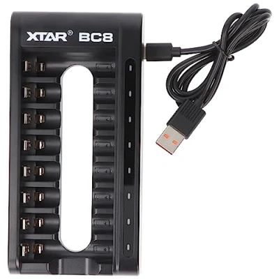 Abbildung von XTAR Ladegerät für 8 Stück R03 / AAA und R6 AA, Li ion 1.5V NiMH Akkus, Stromversorgung über USB Typ C, Modell: BC8, schwarz