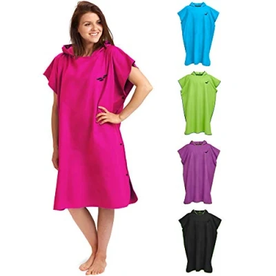 Abbildung von Fit Flip Strandponcho für Surfer Poncho Handtuch schnelltrocknend aus Mikrofaser Umkleidehilfe Strand Surfponchos Ultraleicht Badeponcho Erwachsene (Größe M, Pink)