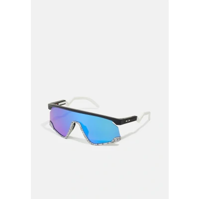 Abbildung von Oakley BXTR Sonnenbrille OO9280 928003 39/139/139