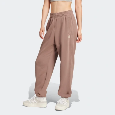 Abbildung von adidas Originals ESS Jogger Jogginghose, Damen, Größe: 46/48 (XL), Trace brown
