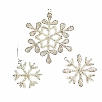 Abbildung von Loberon Anhänger 3er Set Skadi, DREI Größen &amp; Formen, Sternformen mit Glasperlen besetzt, funkelnd winterlich, Christbaumschmuck, Weihnachten, Weihnachtsdeko, Eisen, Glas, Silber