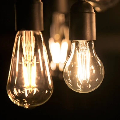 Abbildung von Philips E27 LED Lampe Filament 4,3W 2.700K