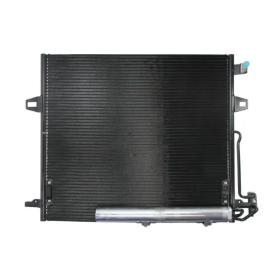 Abbildung von THERMOTEC KTT110746 Klimakondensator mit Trockner Aluminium 587 R 134a MERCEDES BENZ: ML Klasse
