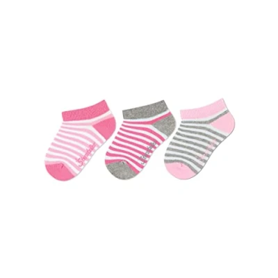 Abbildung von Sterntaler® Sneakersocken Sneaker Söckchen Ringel, 3er Pack (3er Set Kindersocken, Seaker Socken für Kinder) Babysocken mit den süßen Motiven, Kurzsocken Baby