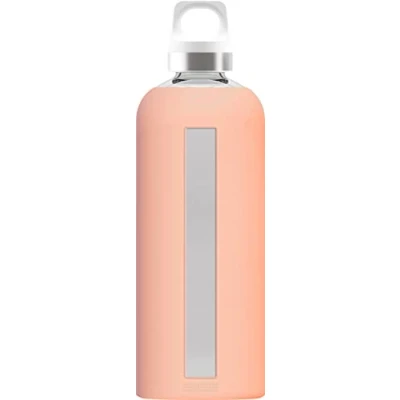 Abbildung von Sigg Trinkflasche Star Glasflasche Silikonhülle 0.5 L Shy Pink, hitzebeständig