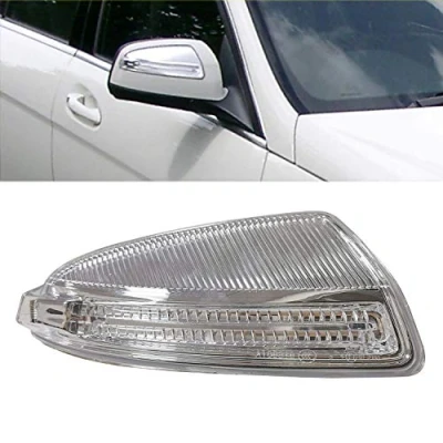Abbildung von KYYET Kompatibel mit Mercedes W204 C Klasse C250 C300 C350 C63 Tür Seitenspiegel Gehäuse Blinker LED Licht Blub (rechts)