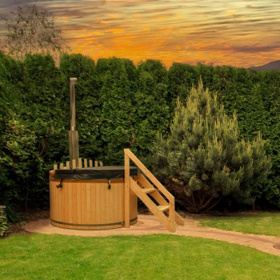 Abbildung von HOME DELUXE Badewanne Hot Tub SKANDI, (inkl. Ofen &amp; Poolabdeckung), Badebottich Badefass Badetonne
