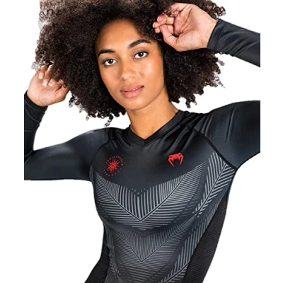 Abbildung von Venum Damen Phantom Compression T Shirt Langarm Hemd, schwarz/red, Small