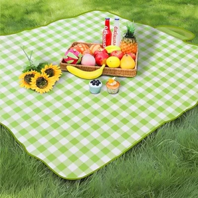 Abbildung von TFSZE Picknickdecke,300 x 200cm Faltbare Streifen Wasserdicht,Tragbare Extra Große Stranddecke,Campingdecke Sanddichte Isoliert mit Tragegriff,Perfekt für Picknick/Outdoor/Camping/Beach/Park(Grün)