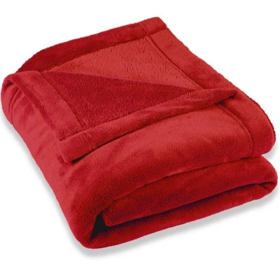 Abbildung von Wohndecke Montreal Kuscheldecke Tagesdecke Fleece Decke 150x200cm rot, CelinaTex, allergikergeeignet,bügelfrei,dezenter Glanz,kuschelweich,mollig warm