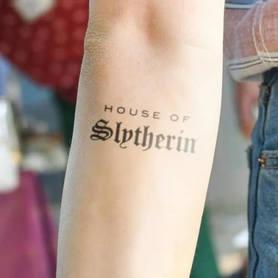 Abbildung von Harry Potter House of Slytherin Tattoo
