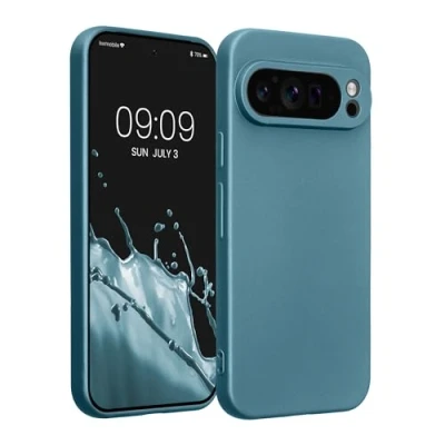 Abbildung von kwmobile Handyhülle kompatibel mit Google Pixel 9 Pro Hülle weiche Silikon Case metallisch schimmernd in Metallic Karibikblau