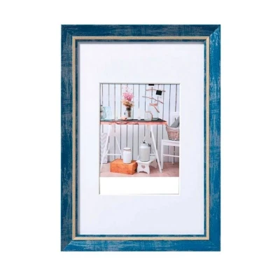 Abbildung von walther design Bilderrahmen blau 18 x 24 cm mit Passepartout, Chalet Designrahmen EL824L